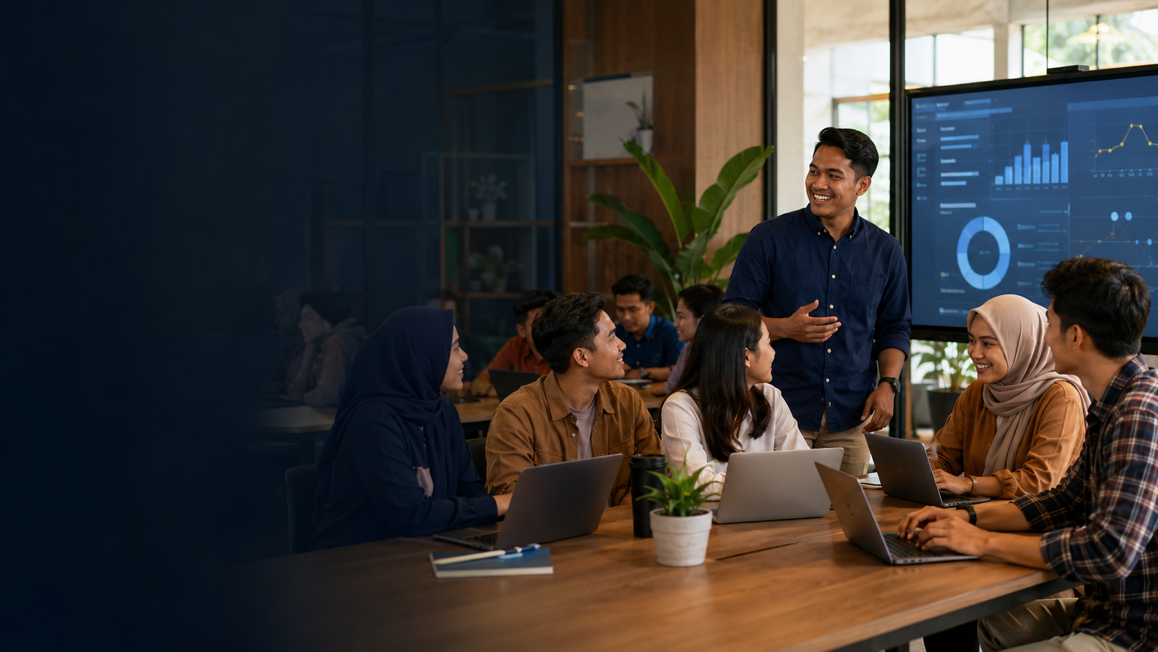 Peserta program pengembangan SDM belajar dan berkolaborasi menggunakan teknologi informasi